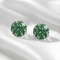 Серьги с зелёными муассанитами 6 мм общим весом 1,6 карата