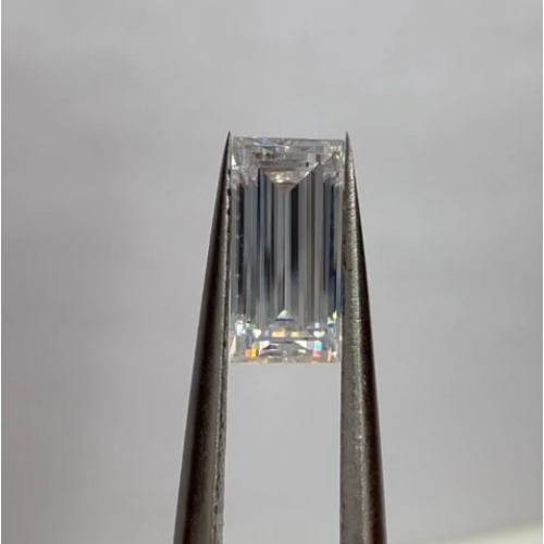 Муассанит 5x10 мм 1,8 карата Огранка: Багет Цвет: бесцветный (белый)